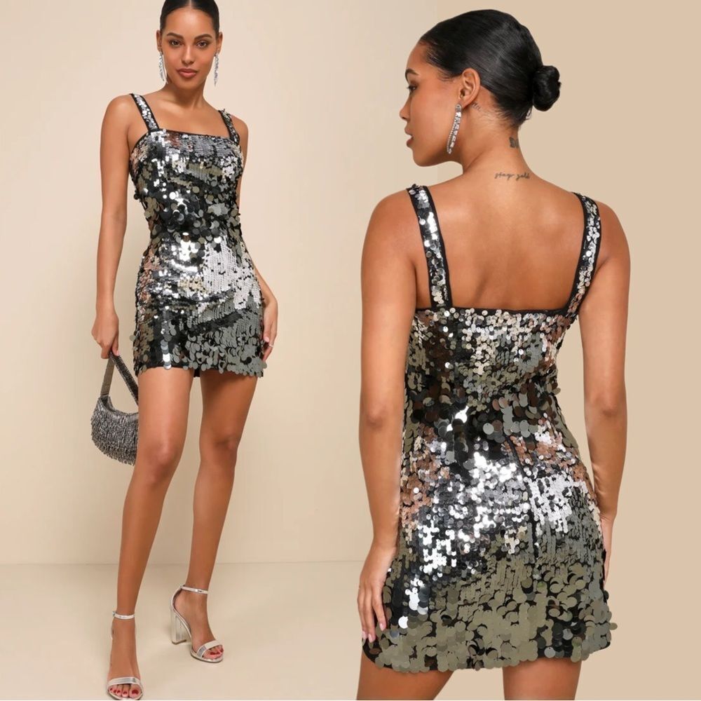 NWT Lulus Disco Aura Silver and Grey Paillette Sequin Bodycon Mini Dress